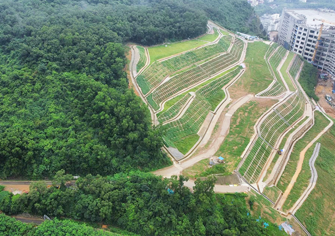 鹽田港拖車綜合服務(wù)中心后方山體滑坡隱患綜合治理搶險(xiǎn)工程勘察、設(shè)計(jì)、施工總承包（EPC）